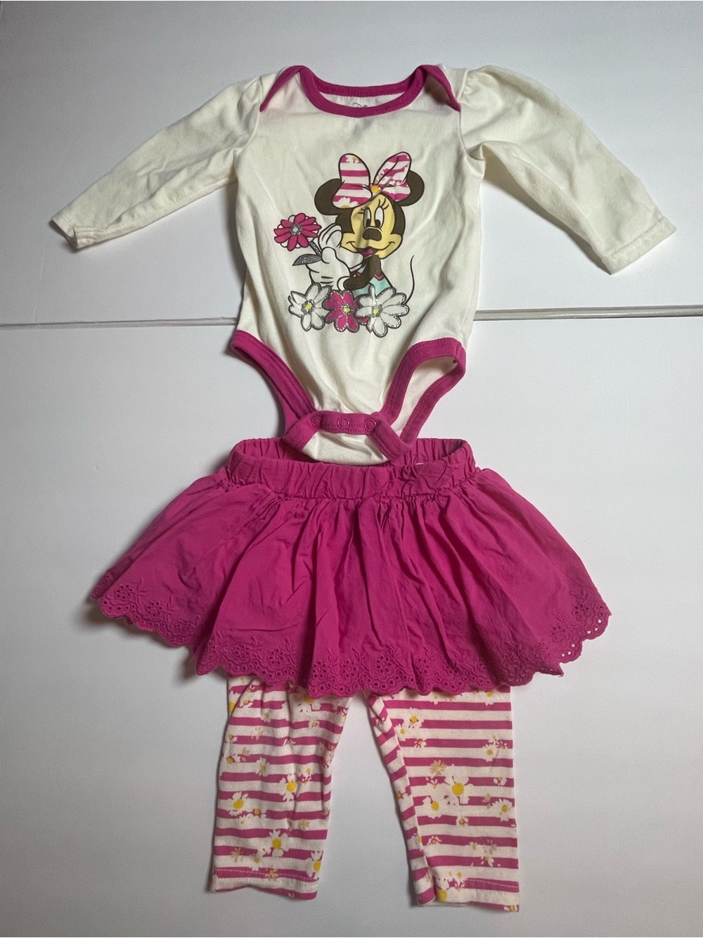 Disney Cream and Hot Pink Minnie Mouse Matching Set